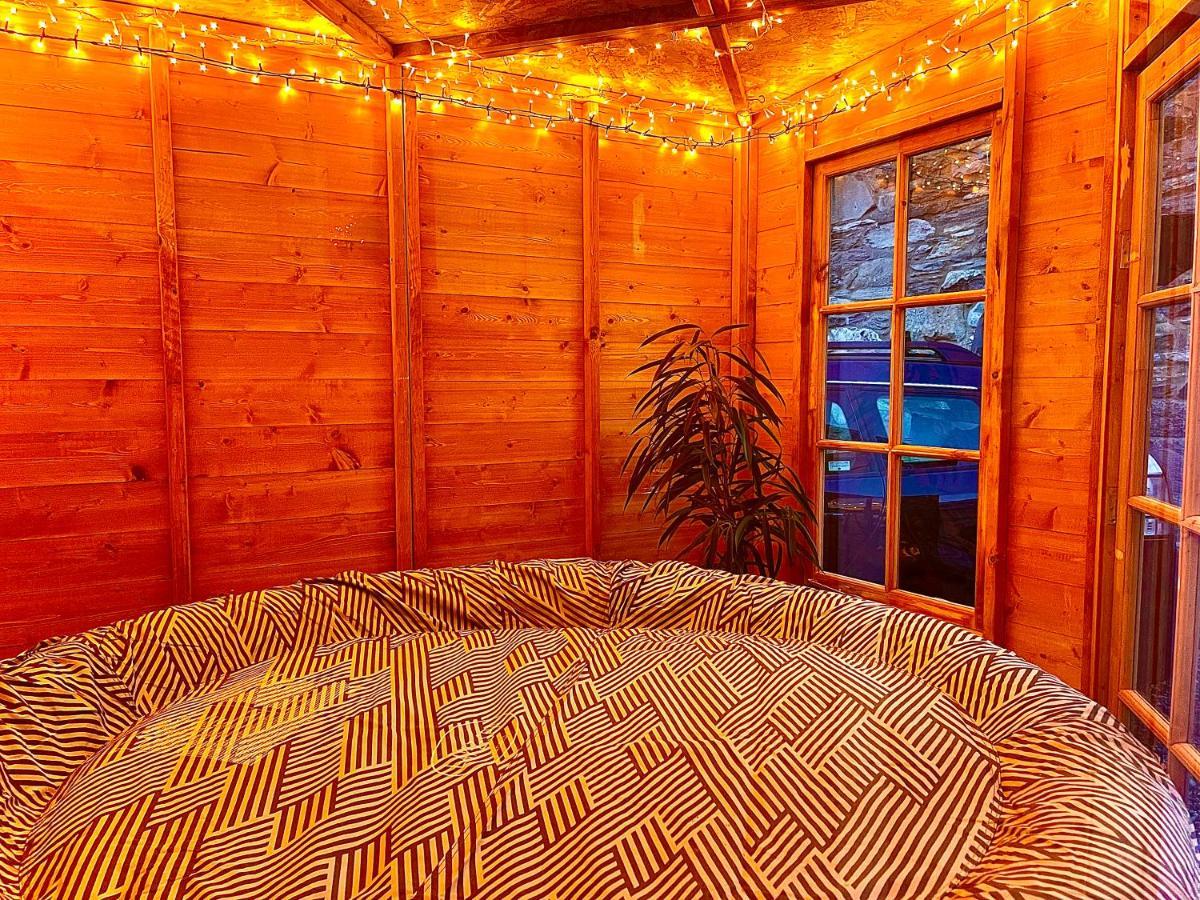 Zip Cottage Sleeps 2-3 Climb Snowdon Zip World Tanygrisiau Экстерьер фото